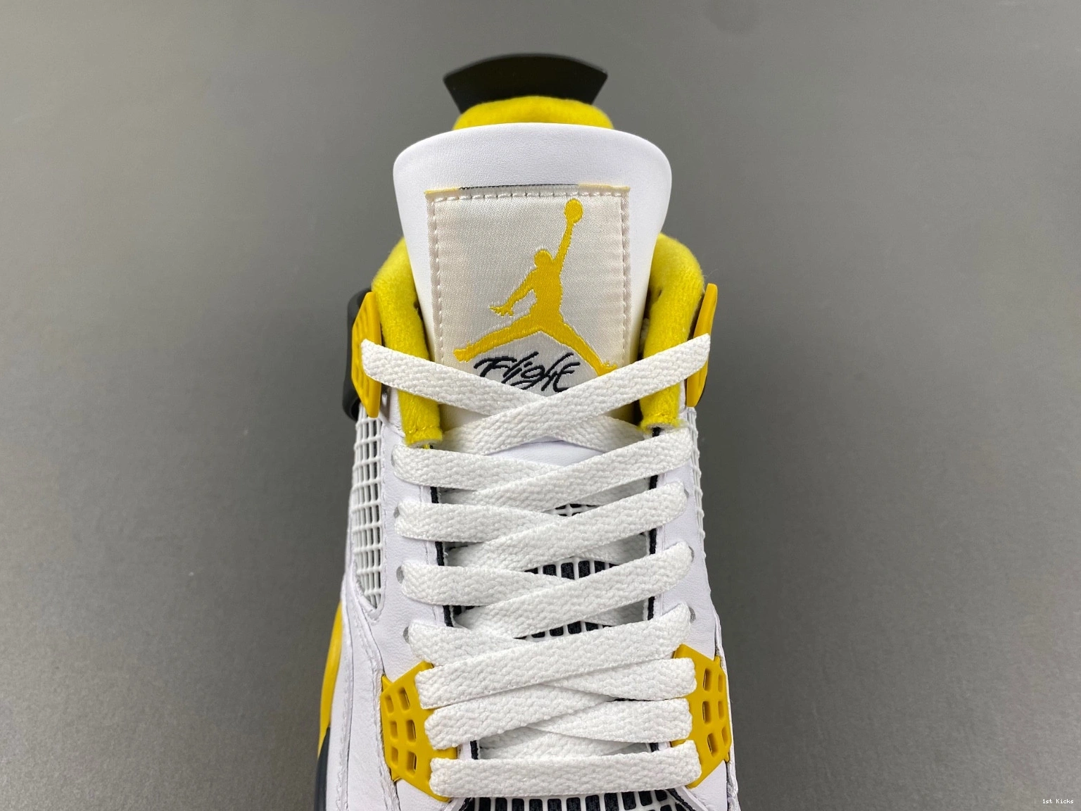 AQ9129-101 Womens Jordan 